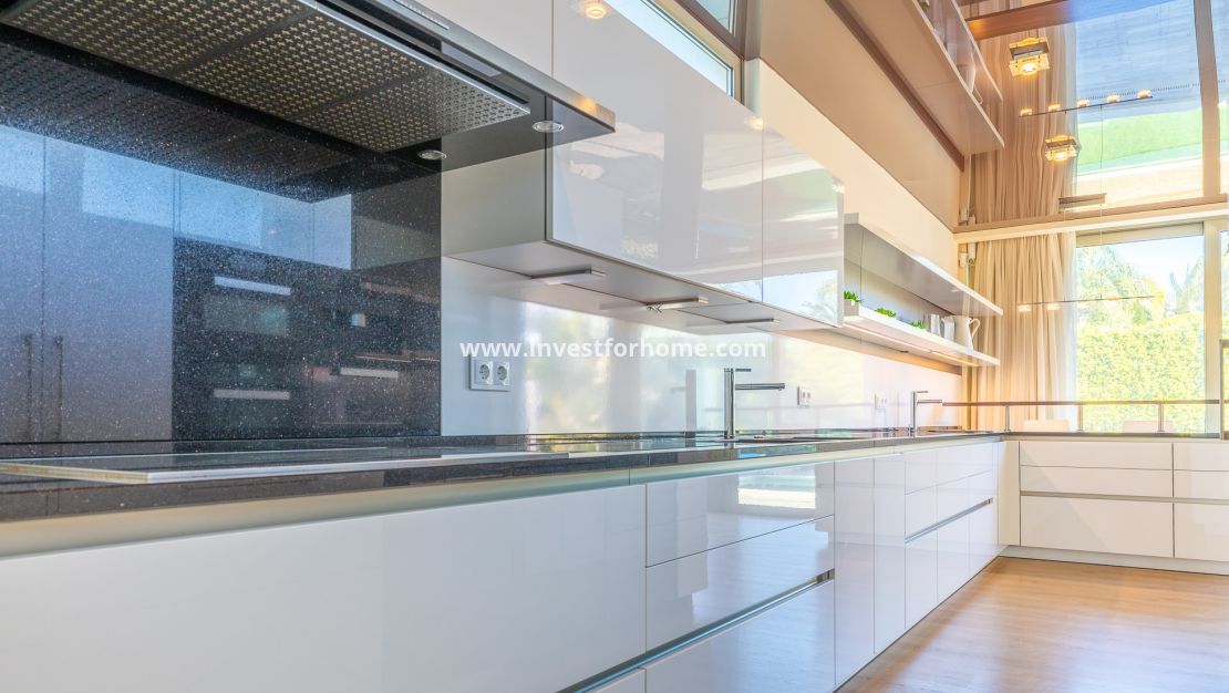 Reventa - Chalet - Orihuela Costa - La Zenia