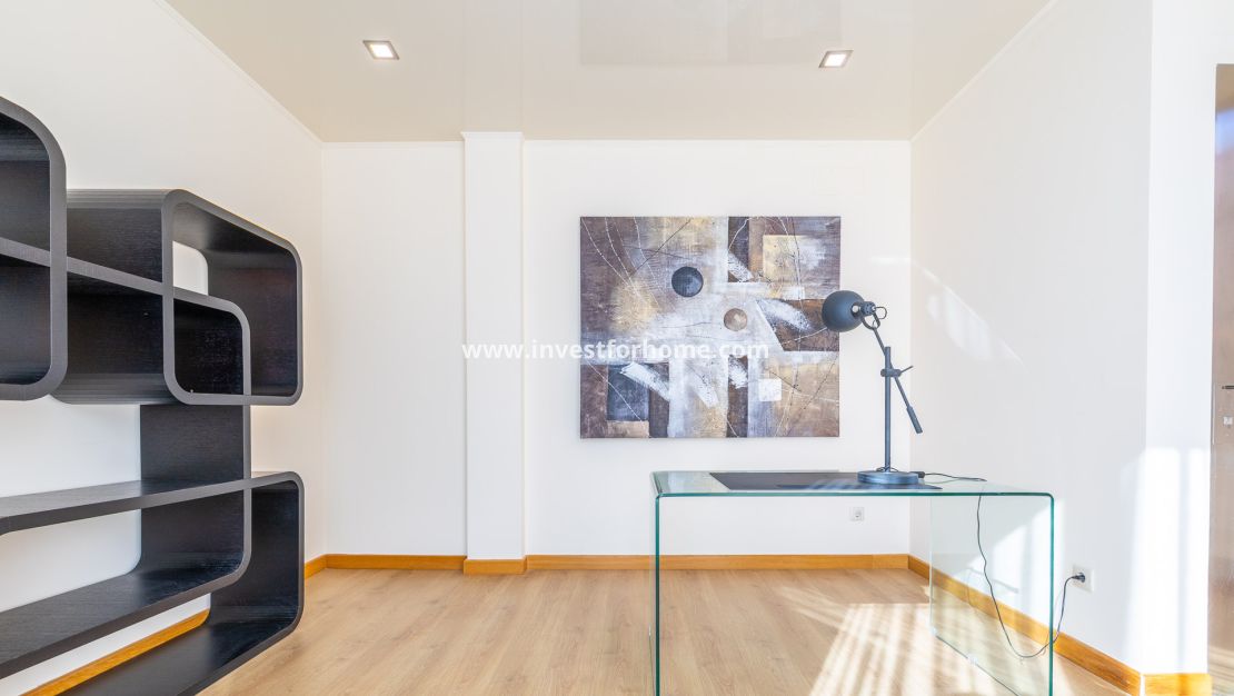 Reventa - Chalet - Orihuela Costa - La Zenia