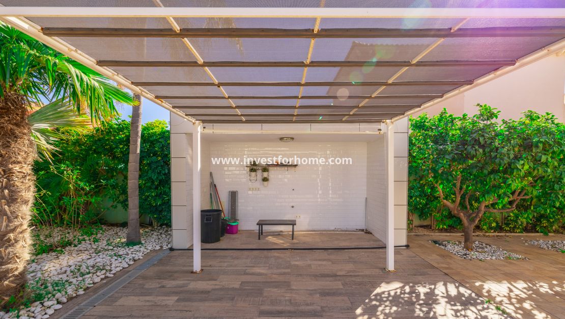 Reventa - Chalet - Orihuela Costa - La Zenia