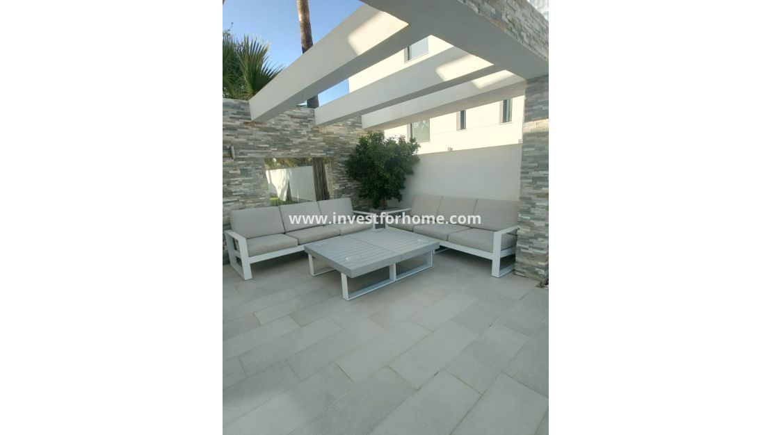 Reventa - Chalet - Orihuela Costa - La Zenia