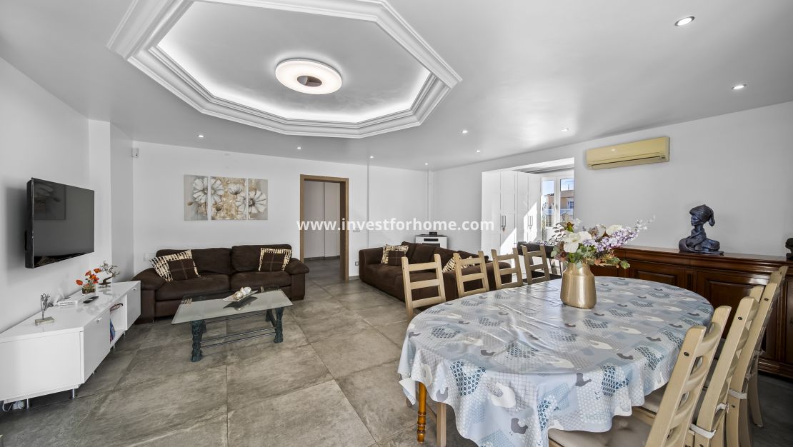 Reventa - Chalet - Orihuela Costa - La Zenia