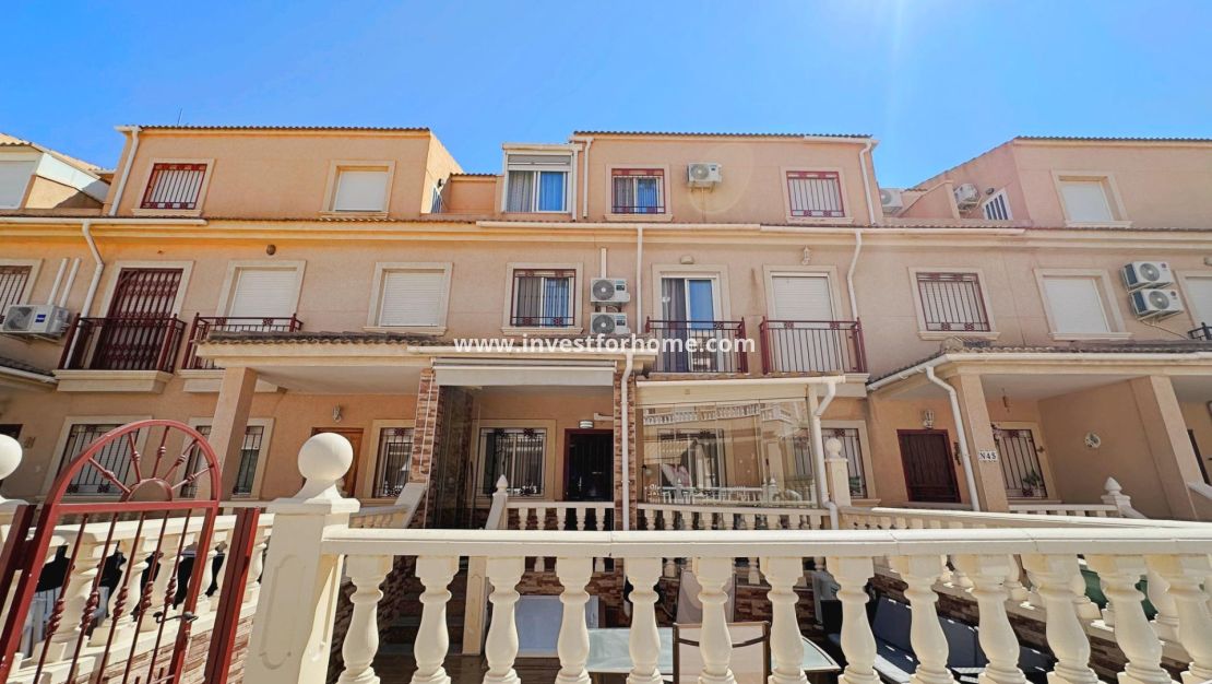 Reventa - Chalet - Orihuela Costa - La Zenia