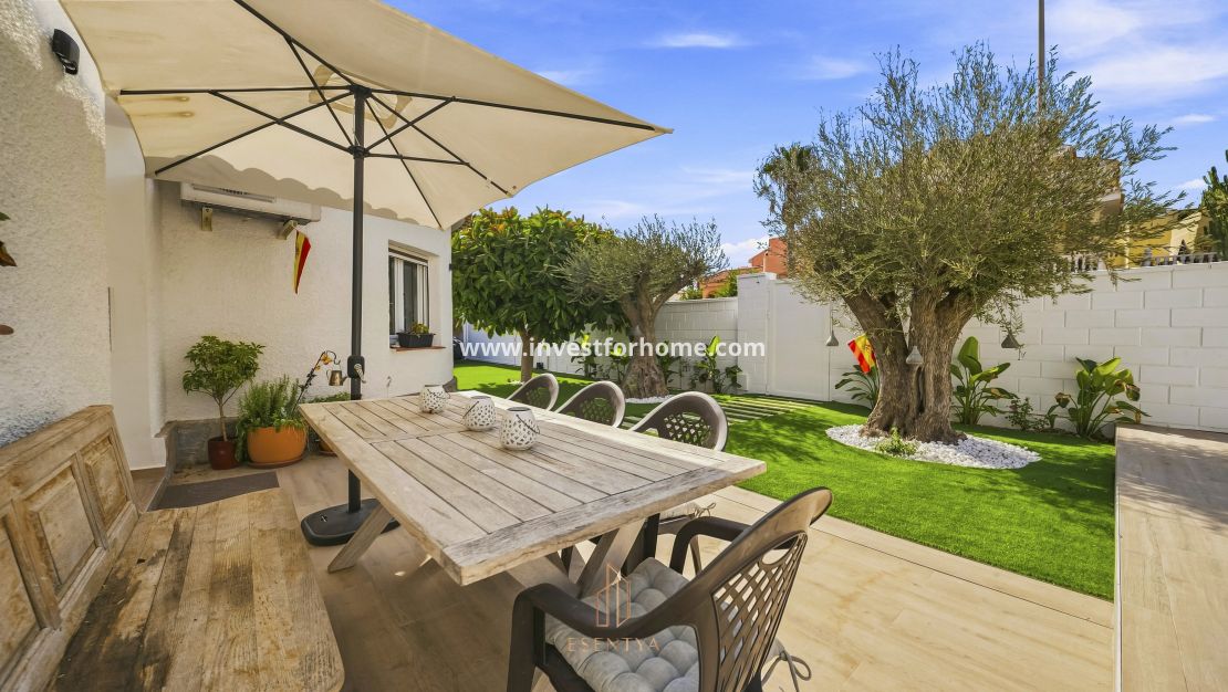 Reventa - Chalet - Orihuela Costa - La Zenia