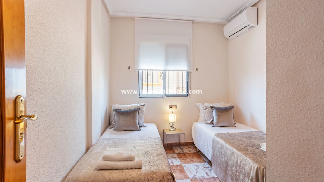 Reventa - Chalet - Orihuela Costa - Lomas de Caboroig