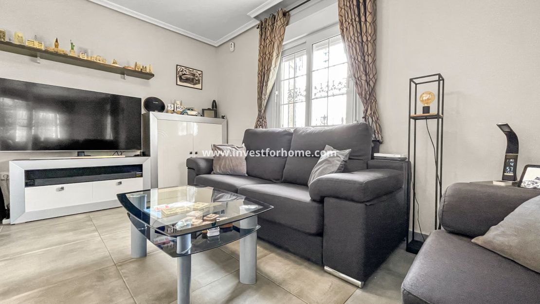 Reventa - Chalet - Orihuela Costa - Los Dolses