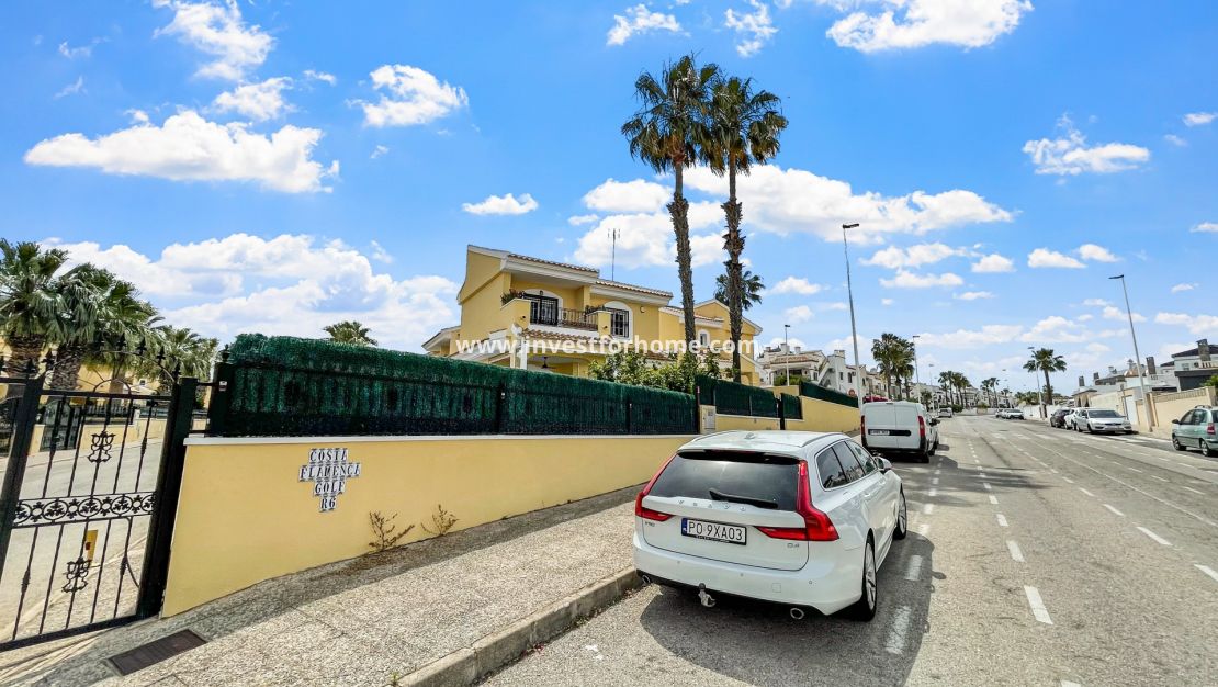 Reventa - Chalet - Orihuela Costa - Los Dolses