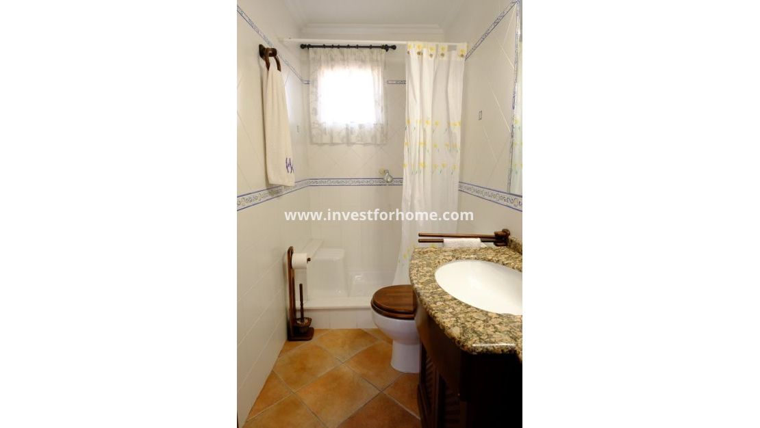 Reventa - Chalet - Orihuela Costa - Orihuela Ciudad