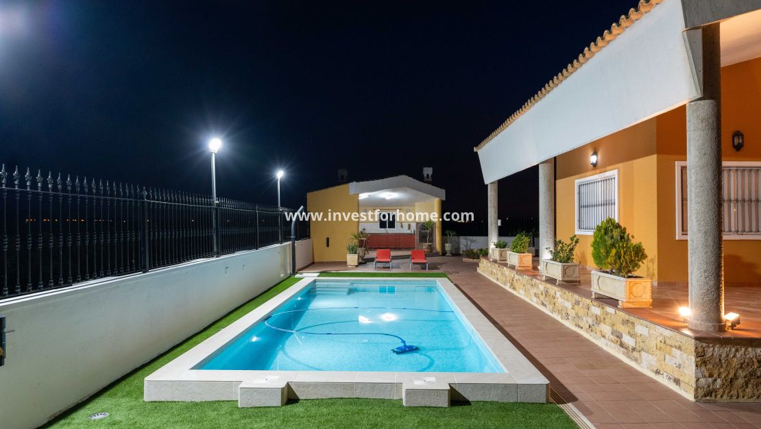 Reventa - Chalet - Orihuela Costa - Orihuela