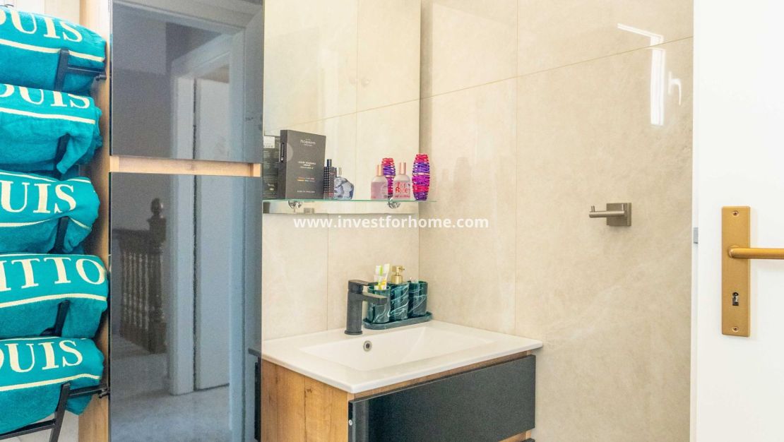 Reventa - Chalet - Orihuela Costa - Punta Prima