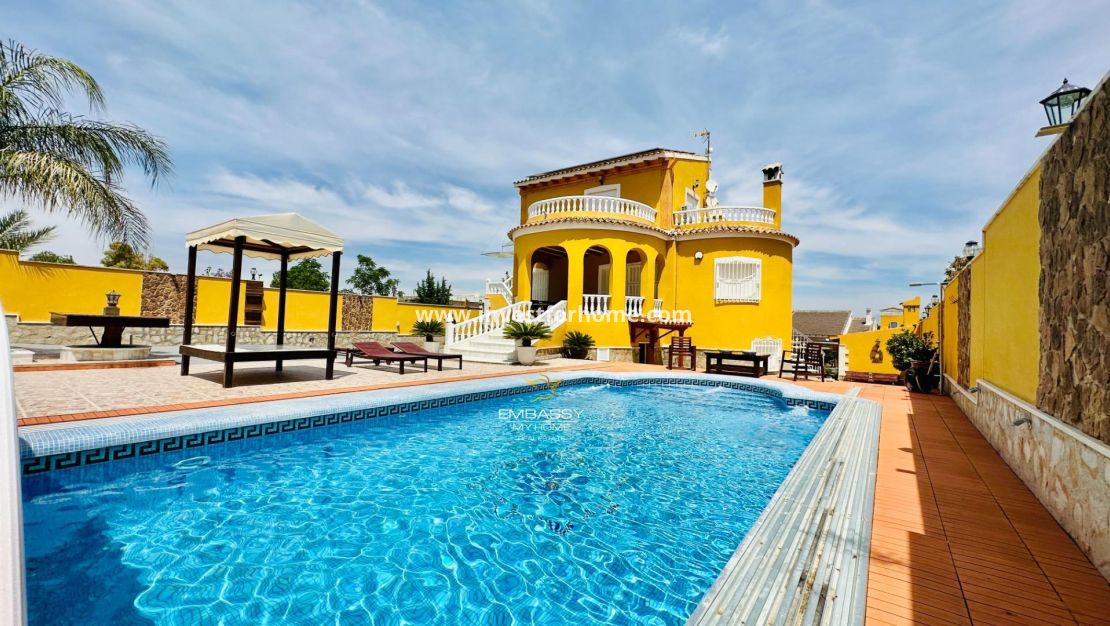 Reventa - Chalet - Orihuela Costa - Urb. Montepinar