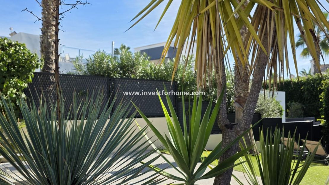 Reventa - Chalet - Orihuela Costa - Villamartín