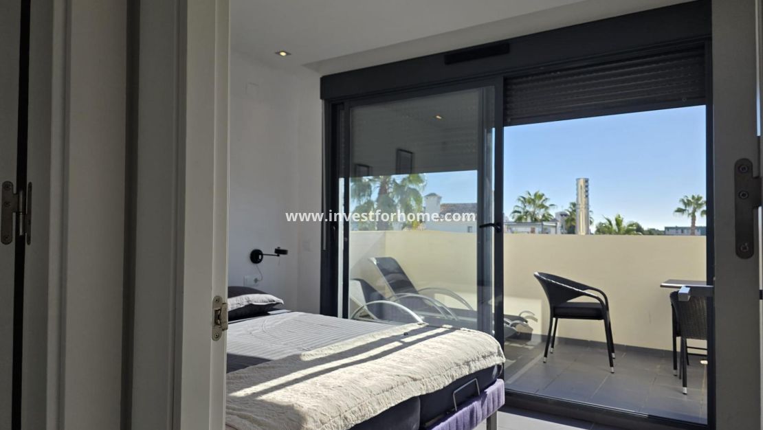 Reventa - Chalet - Orihuela Costa - Villamartín