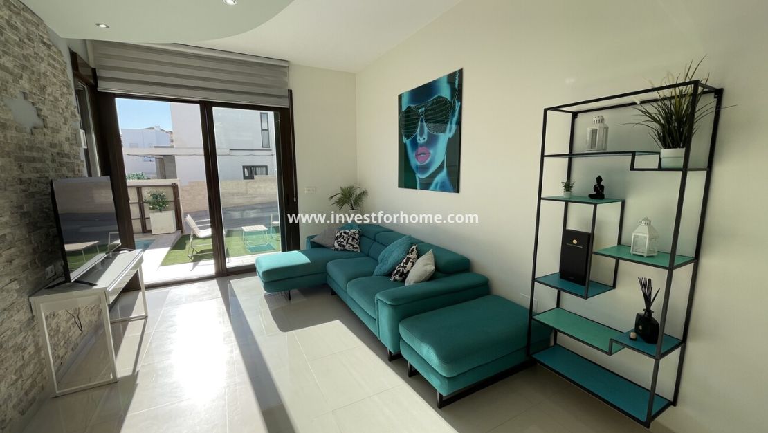 Reventa - Chalet - Orihuela Costa - Villamartin