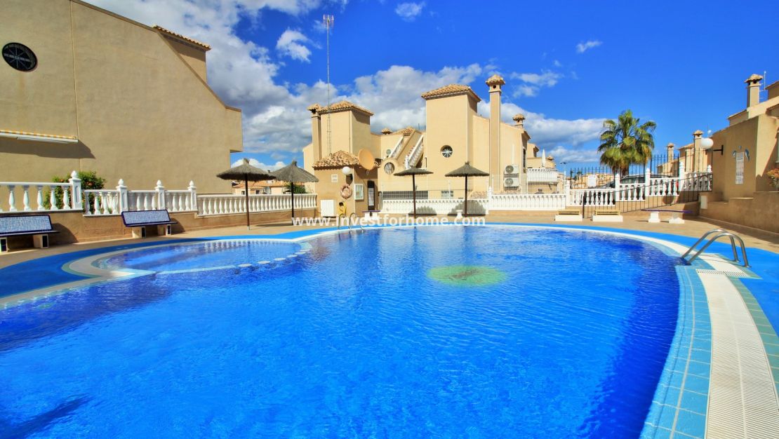 Reventa - Chalet - Orihuela Costa - Villamartín