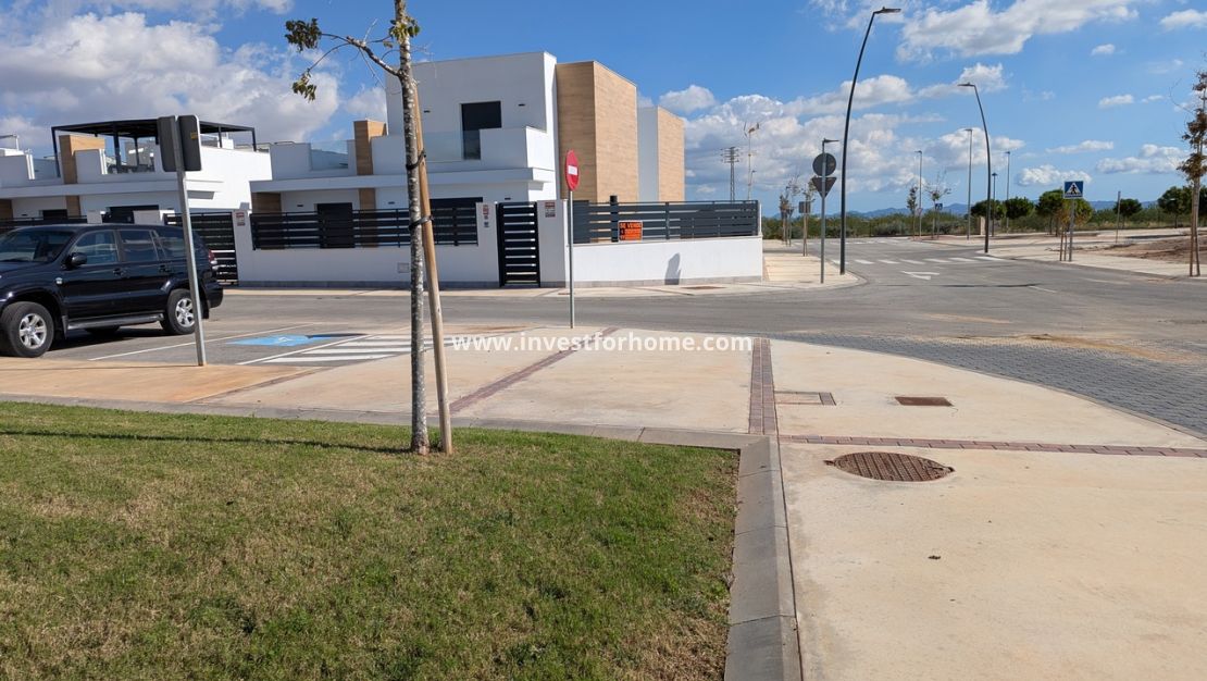 Reventa - Chalet - Roldan - Inland