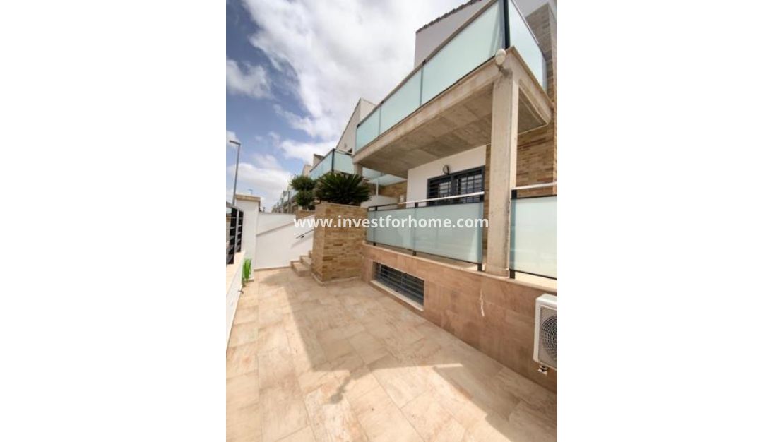 Reventa - Chalet - Roldan - Inland