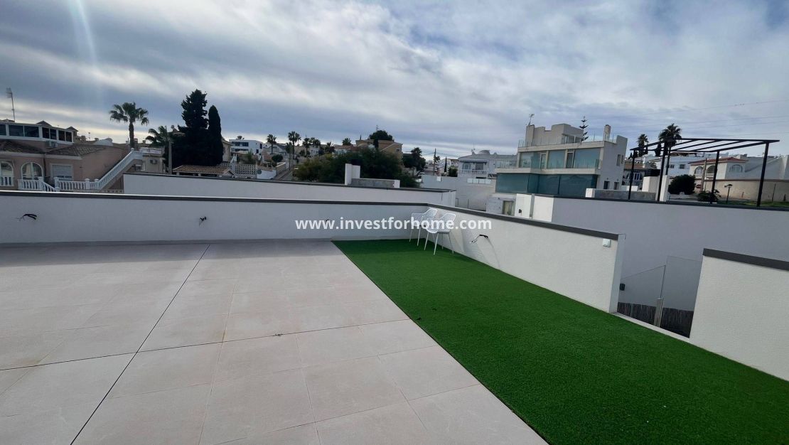 Reventa - Chalet - San Miguel de Salinas - Urbanizacion Blue Lagoon