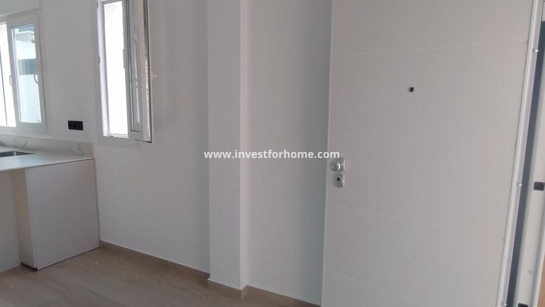 Reventa - Chalet - Torrevieja - aguas nuevas