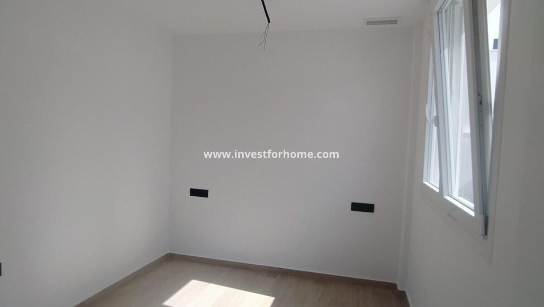 Reventa - Chalet - Torrevieja - aguas nuevas