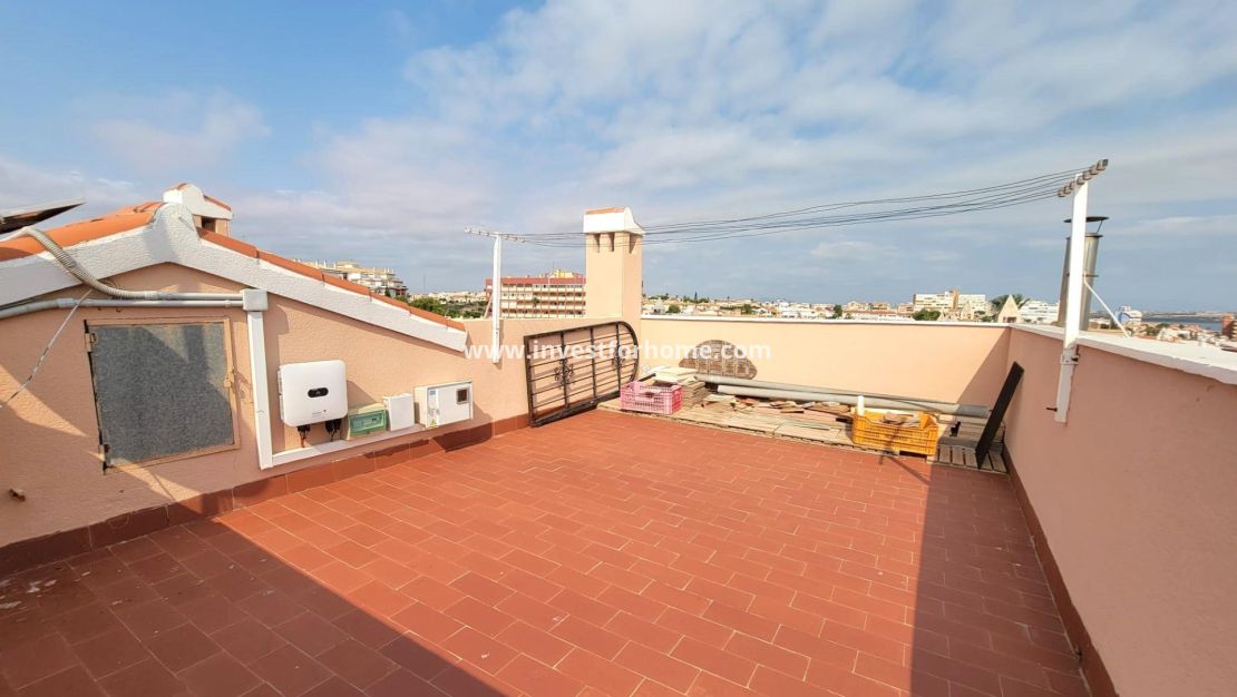 Reventa - Chalet - Torrevieja - aguas nuevas