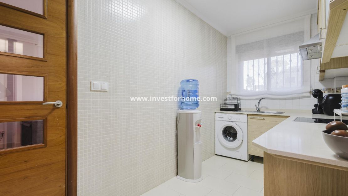 Reventa - Chalet - Torrevieja - aguas nuevas