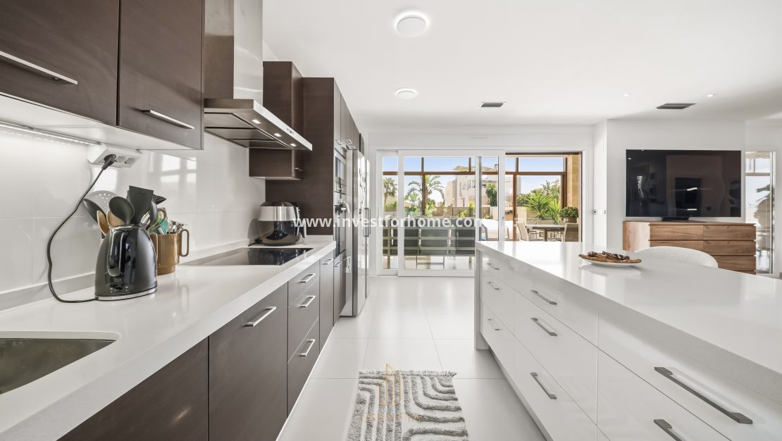 Reventa - Chalet - Torrevieja - aguas nuevas