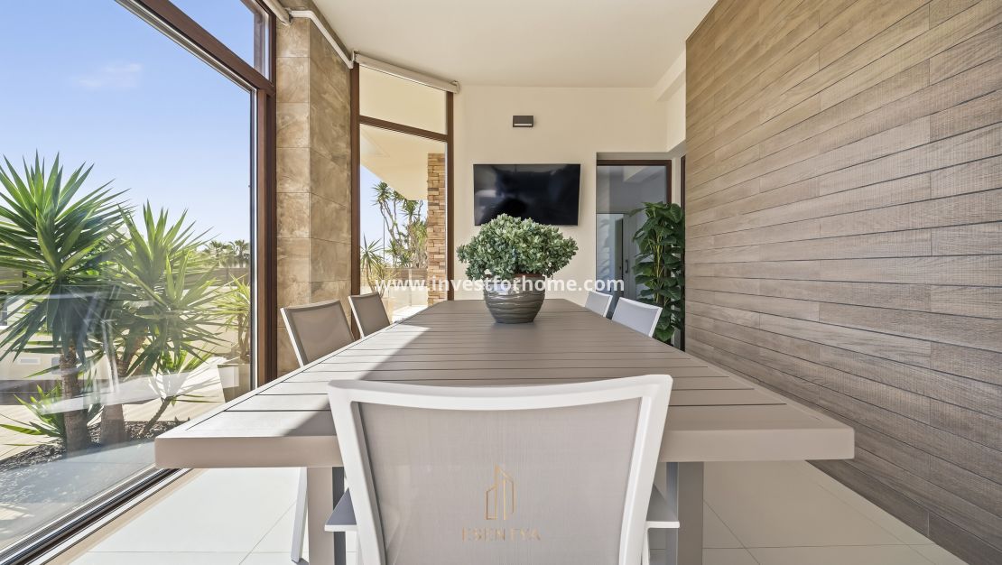Reventa - Chalet - Torrevieja - aguas nuevas