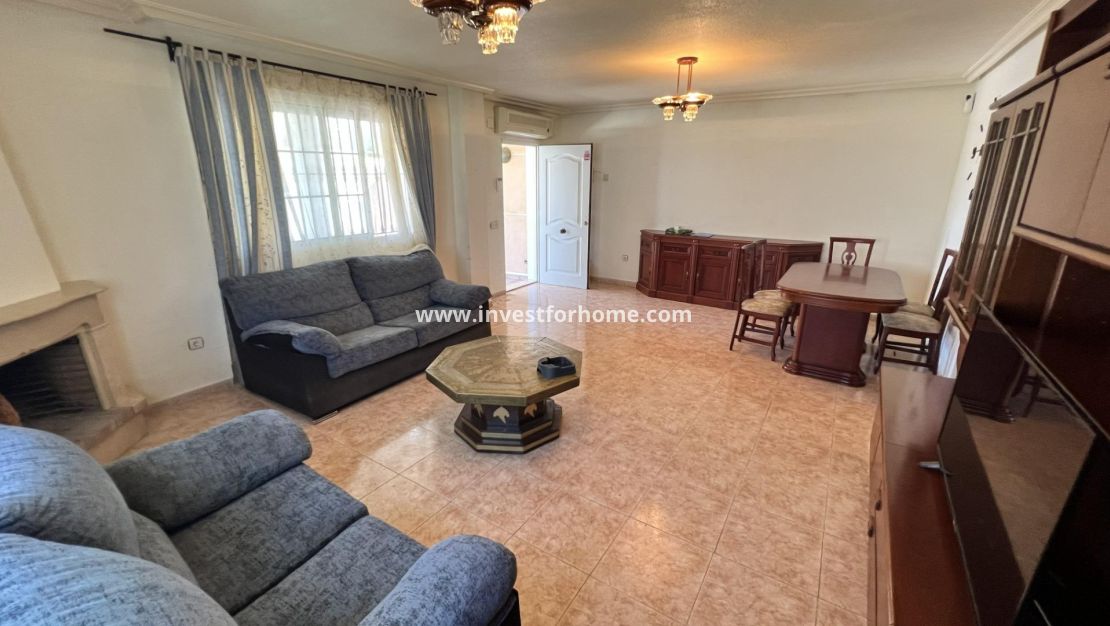 Reventa - Chalet - Torrevieja - aguas nuevas