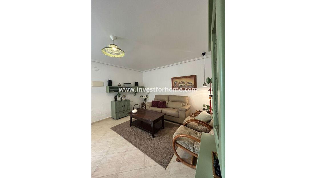 Reventa - Chalet - Torrevieja - aguas nuevas