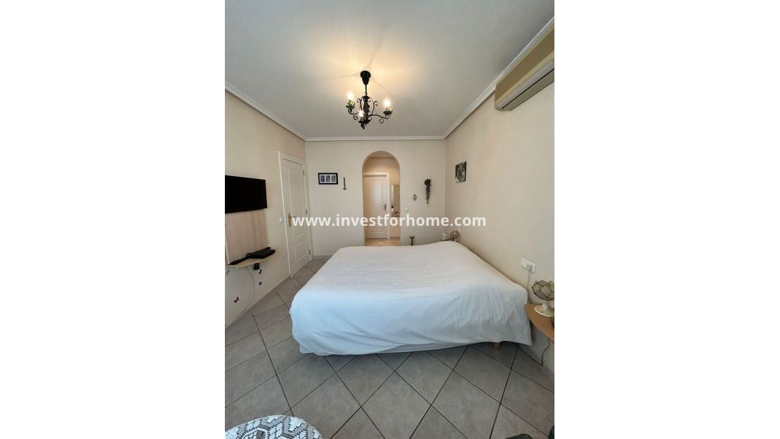 Reventa - Chalet - Torrevieja - aguas nuevas