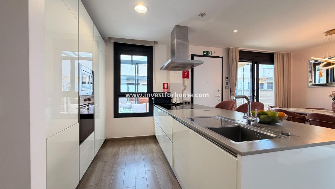 Reventa - Chalet - Torrevieja - aguas nuevas