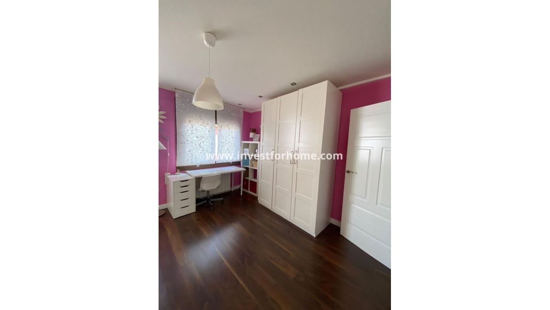 Reventa - Chalet - Torrevieja - Centro - Muelle Pesquero