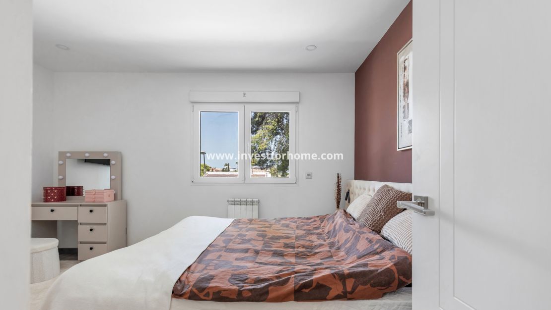 Reventa - Chalet - Torrevieja - Costa Blanca
