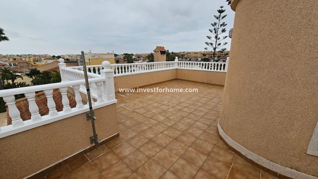 Reventa - Chalet - Torrevieja - El Chaparral