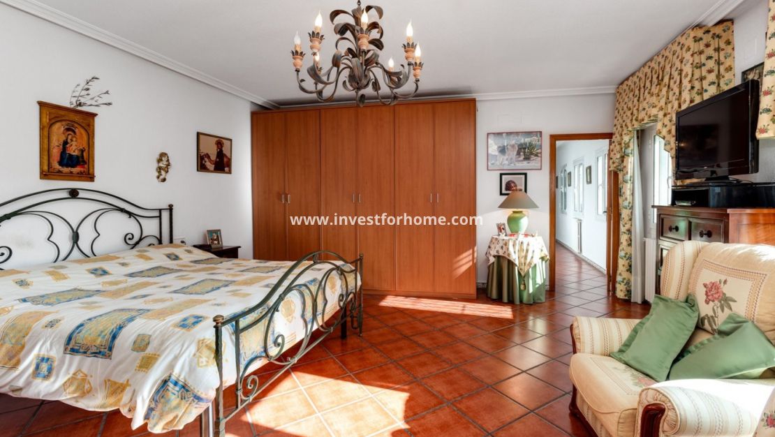 Reventa - Chalet - Torrevieja - La Siesta-El Chaparral