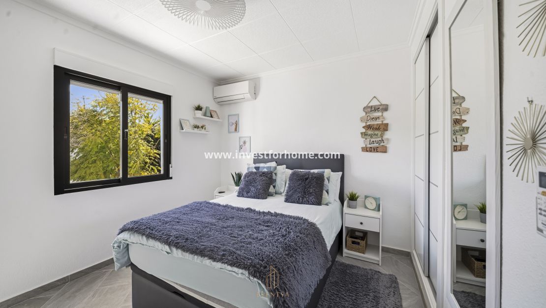 Reventa - Chalet - Torrevieja - La Siesta-El Chaparral