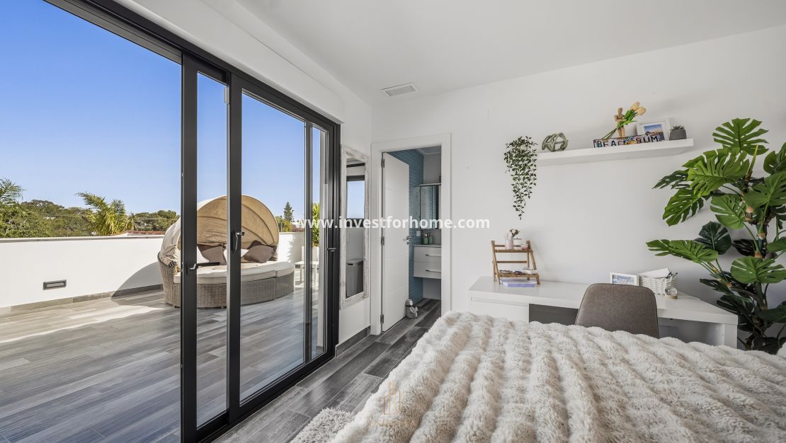 Reventa - Chalet - Torrevieja - La Siesta-El Chaparral