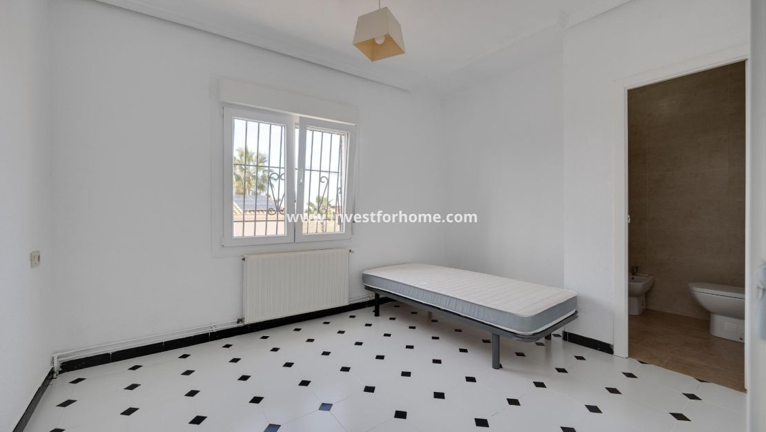 Reventa - Chalet - Torrevieja - La Siesta - El Salado - Torreta