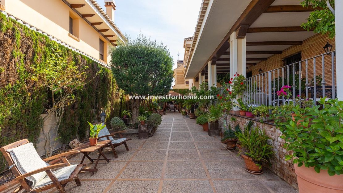 Reventa - Chalet - Torrevieja - La Veleta