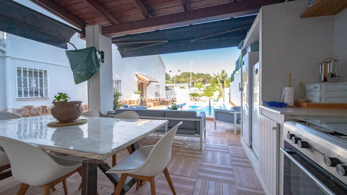 Reventa - Chalet - Torrevieja - Los Balcones