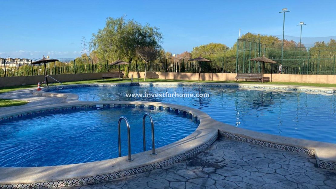 Reventa - Chalet - Torrevieja - Los Balcones