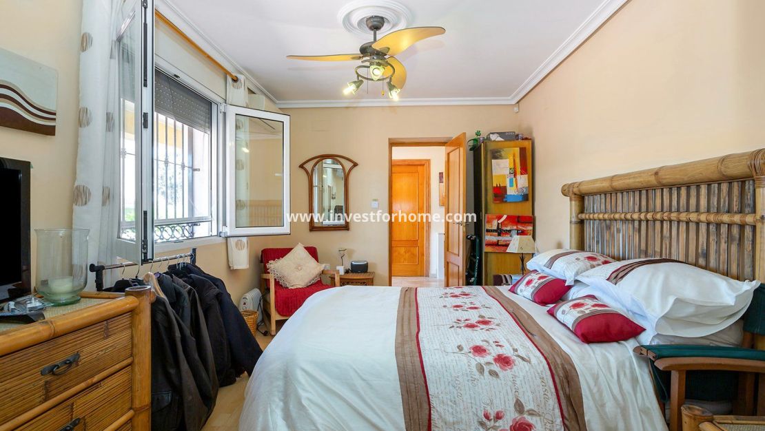 Reventa - Chalet - Torrevieja - Los Balcones