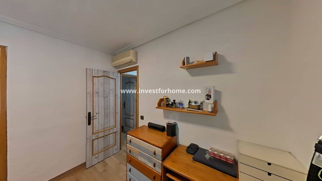 Reventa - Chalet - Torrevieja - Los Balcones