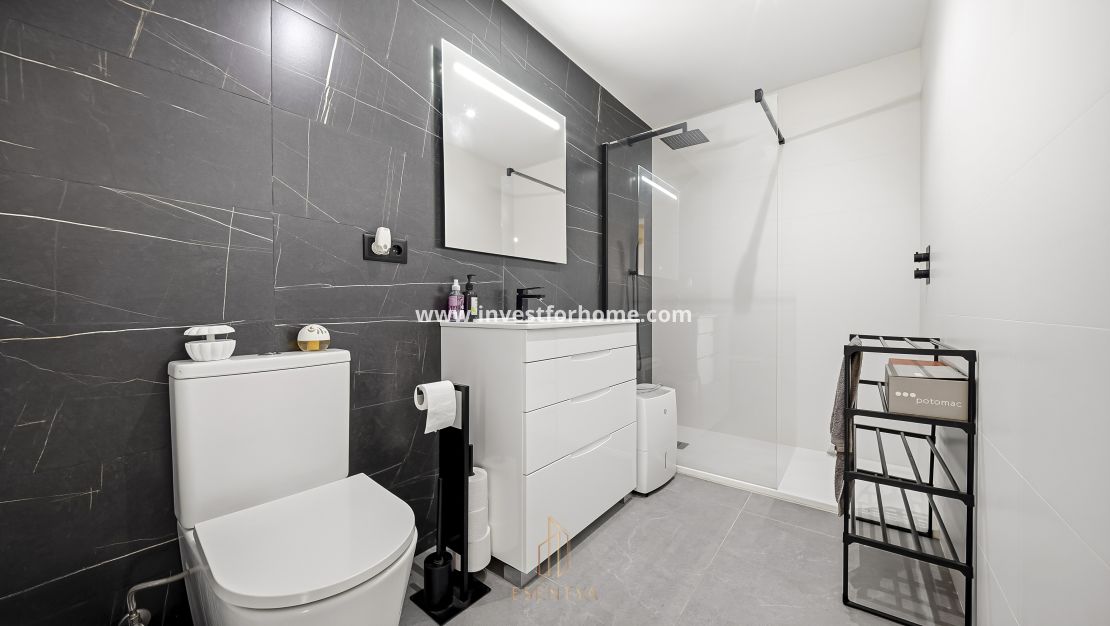 Reventa - Chalet - Torrevieja - Los Balcones