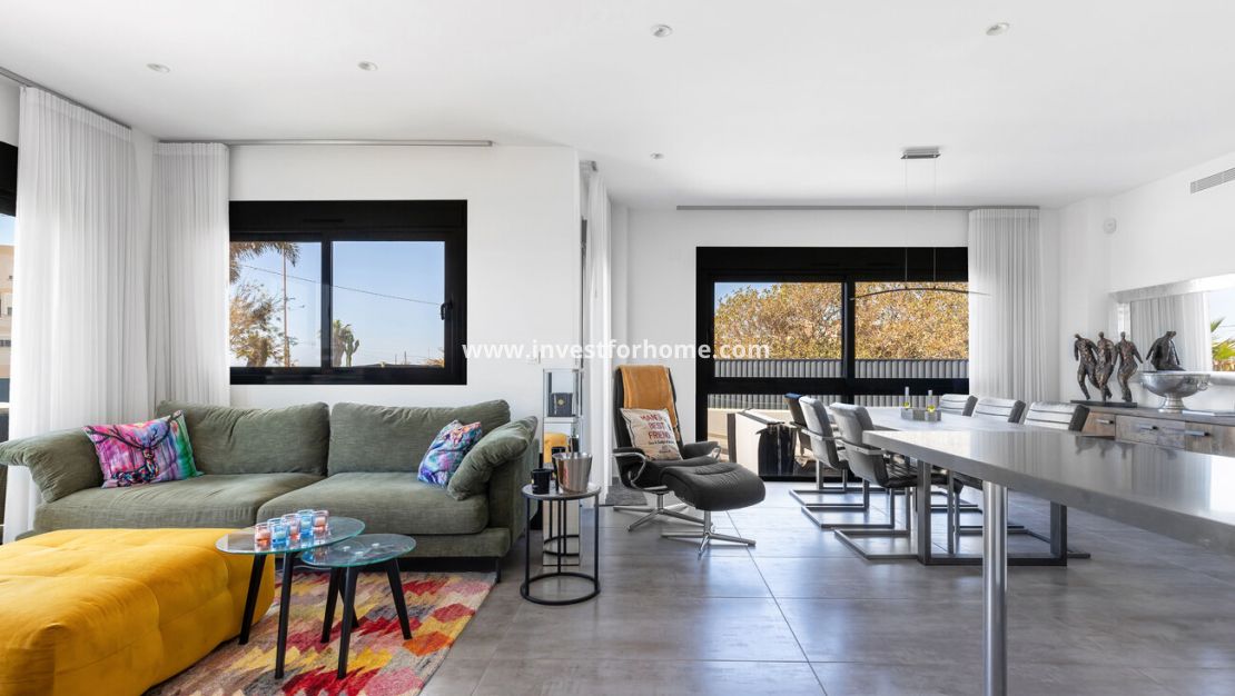 Reventa - Chalet - Torrevieja - Rosaleda