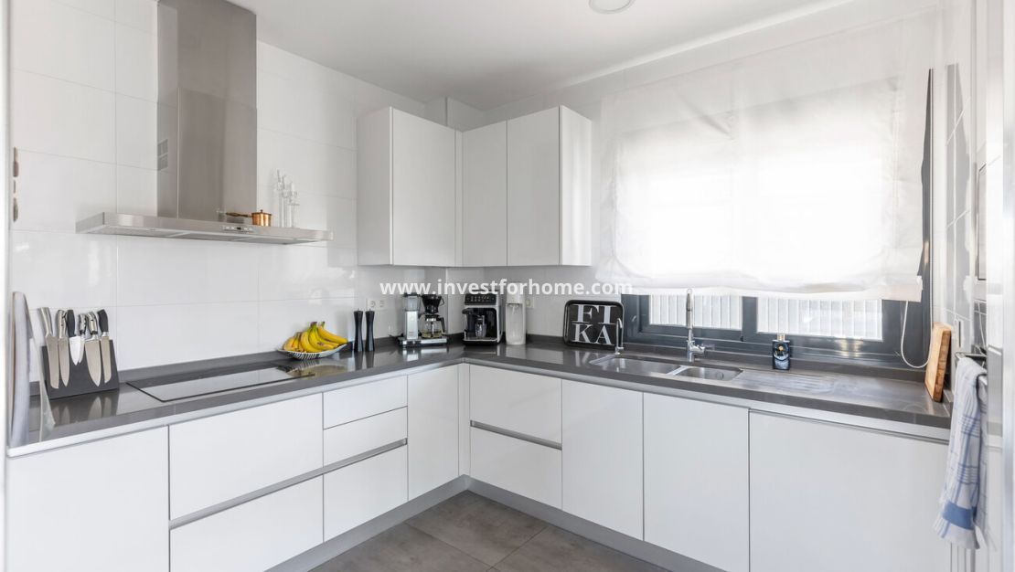 Reventa - Chalet - Torrevieja - Rosaleda