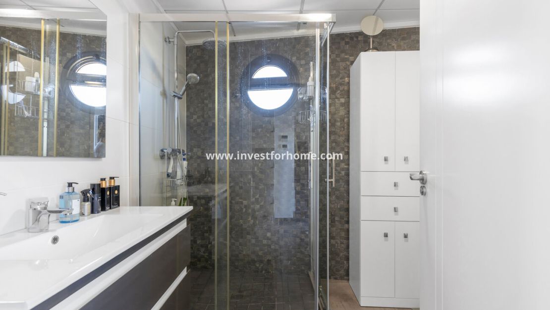 Reventa - Chalet - Torrevieja - Rosaleda