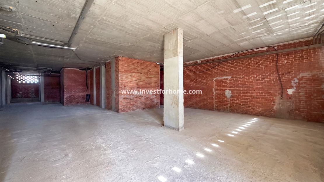 Reventa - Local comercial - Torrevieja - Torrelamata - La Mata