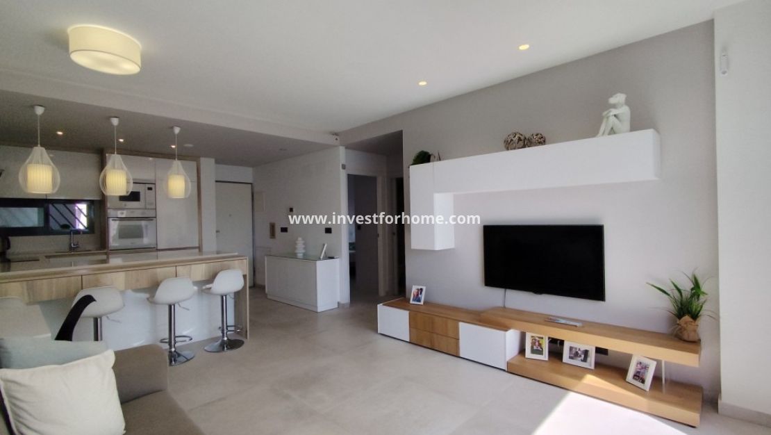 Sale - Apartment - El Raso