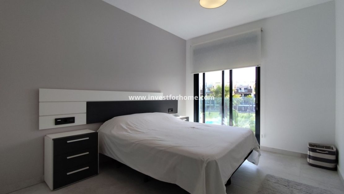 Sale - Apartment - El Raso